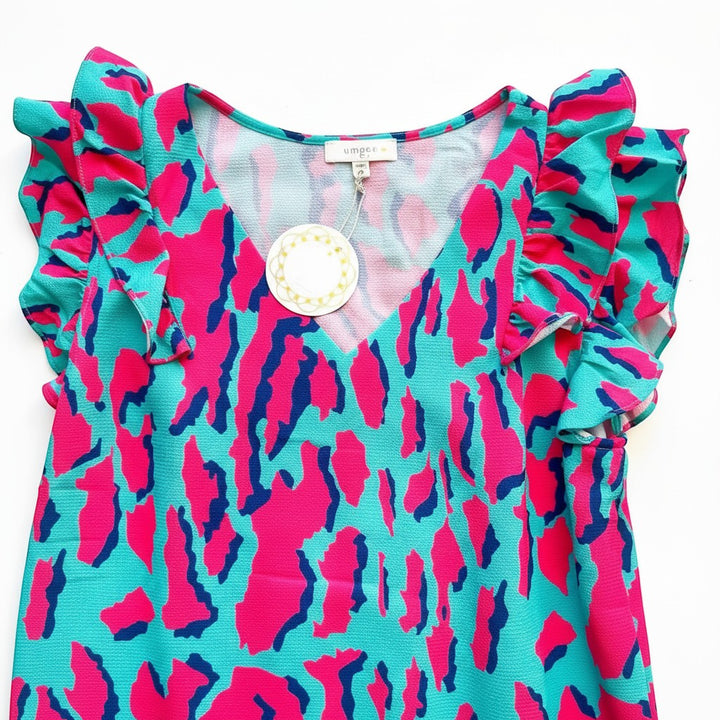 Chic Collective Aqua Umgee leopard print top with ruffled short sleeves and V-neck. Size S.
