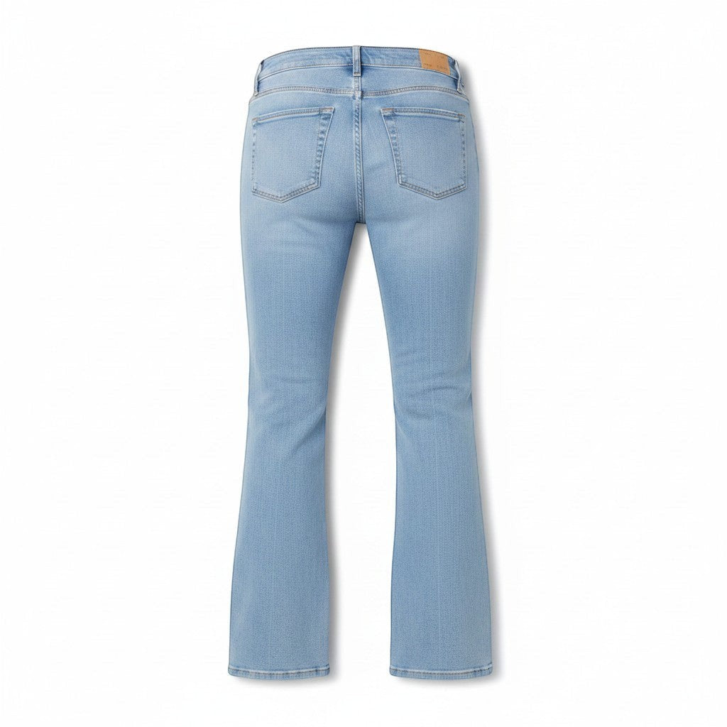 Chic Collective Risen Mid Rise Frayed light wash denim flare jeans, size 15.