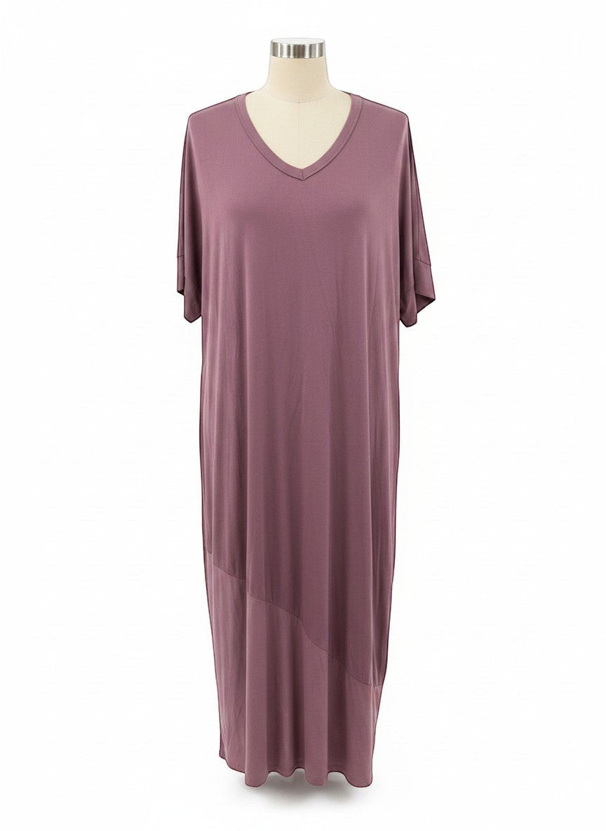 Chic Collective mauve dolman sleeve maxi dress with V-neck and asymmetrical hem. Comfortable, flowing silhouette.