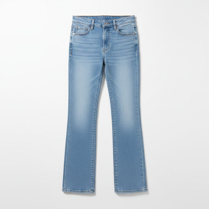 Chic Collective Risen Mid Rise Frayed light wash denim flare jeans, size 1.