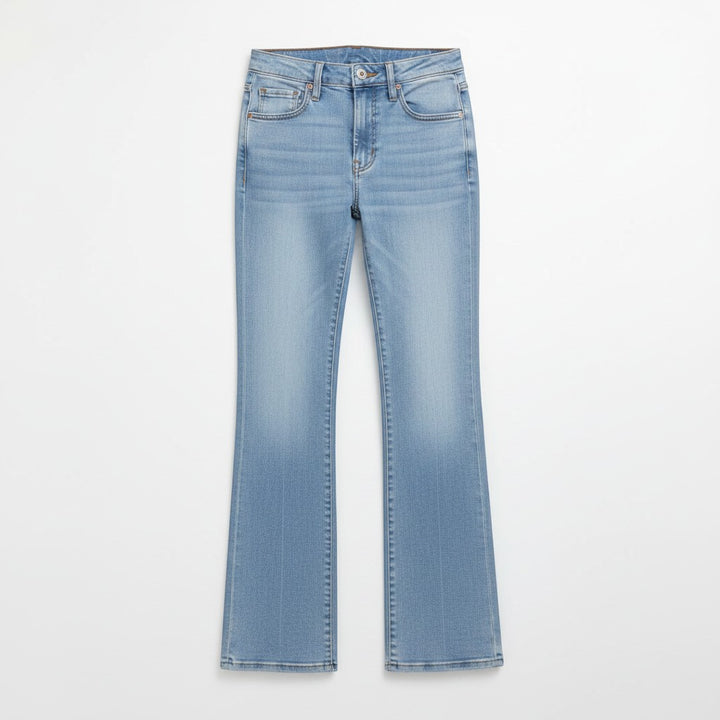 Chic Collective Risen Mid Rise Frayed jeans in light wash denim with a subtle flare and frayed hem. Size 11.