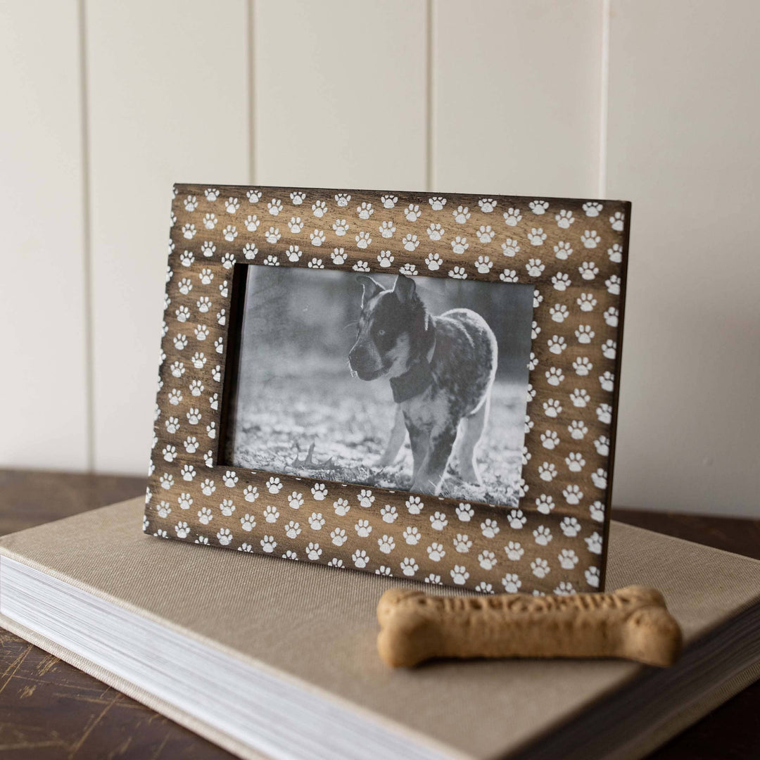 Chic Collective 4x6 wood photo frame with white pawprint pattern, holds one 4x6 photo, for desk or wall display.