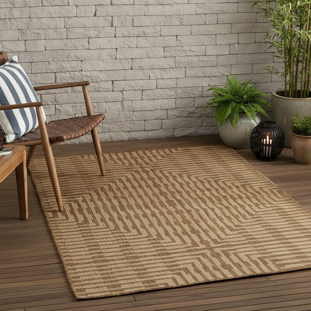 Chic Collective Sandown natural jute effect rug with geometric pattern, 100% polyester, indoor/outdoor use.