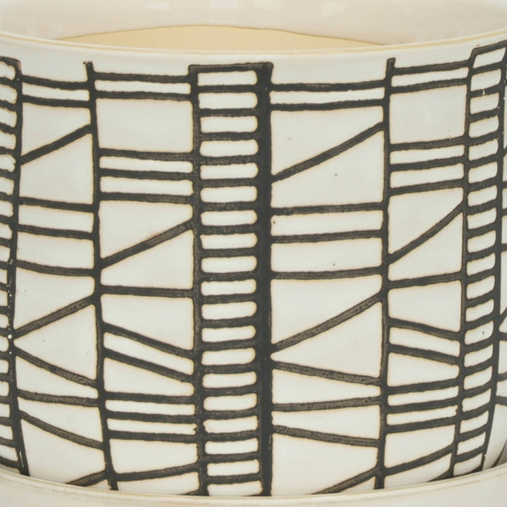 Beige 6/8 in. Round Geometric Planter with Saucer